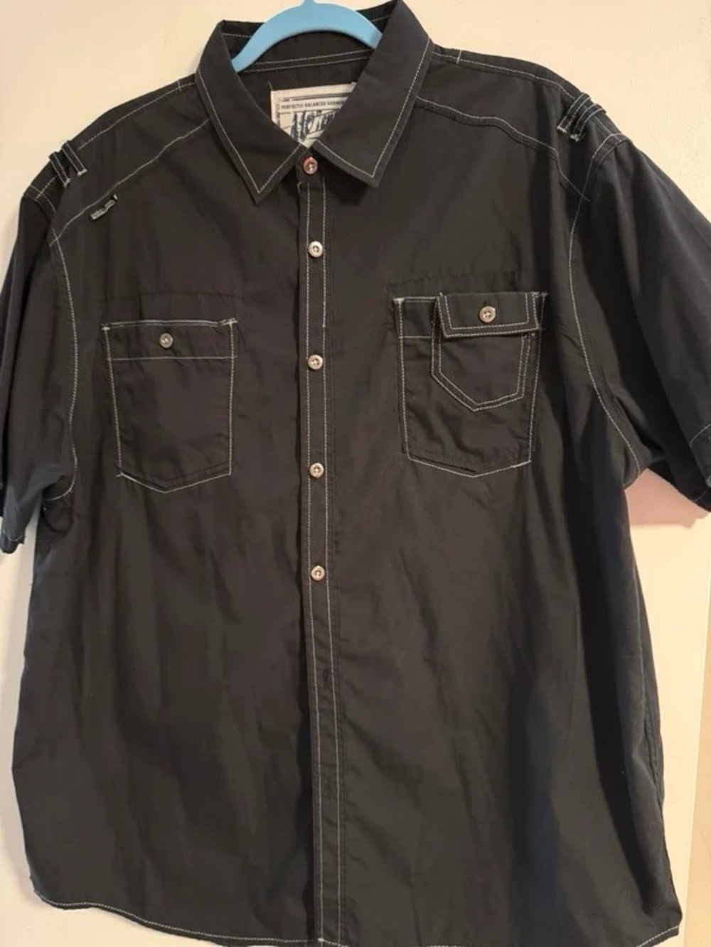 Men's Black Short-Sleeve Button-Up Shirt with Contrast Stitching